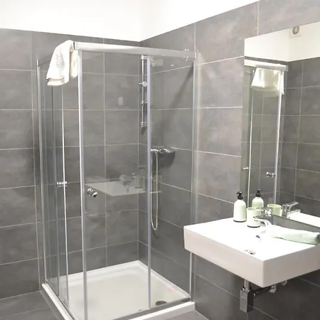 Bed & Breakfast Fonix Design