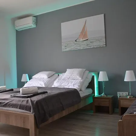 Fonix Design 3* Debreczyn