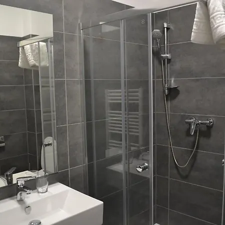 Bed & Breakfast Fonix Design Debrecín