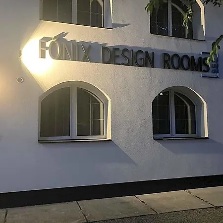 לינה וארוחת בוקר Fonix Design דברצן