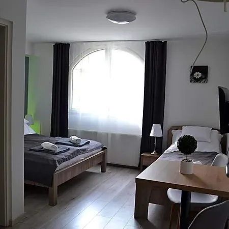 Nocleg ze śniadaniem Fonix Design 3*