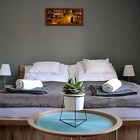 Nocleg ze śniadaniem Fonix Design Debreczyn