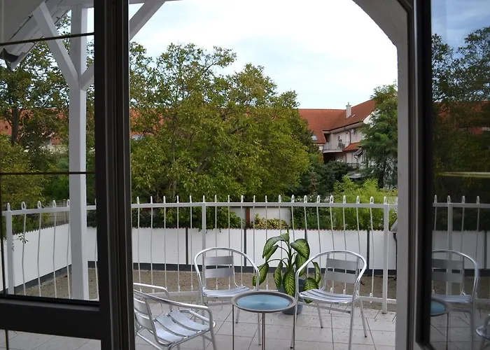 Frühstückspension Fonix Design 3*