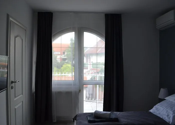 Frühstückspension Fonix Design 3*